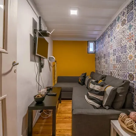 Apartmán 2-bedroom - Bairro Alto, | By Airnest
